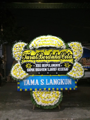 Papan Bunga Duka di Srigading