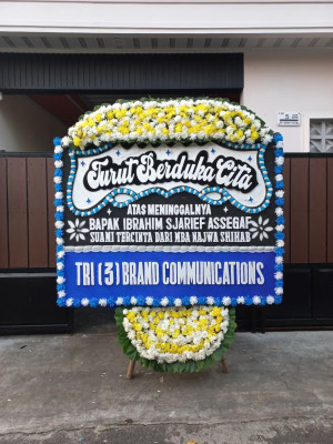Papan Bunga Duka di Srigading